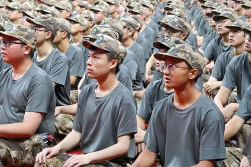 重大重大,我們來啦 1.4萬名新生報到