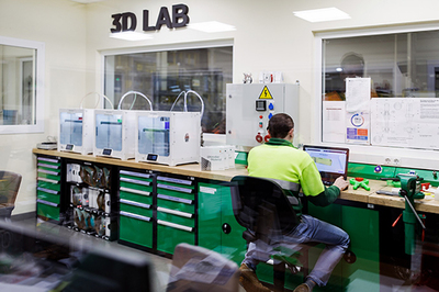 喜力啤酒西班牙工廠應用Ultimaker 3D 打印技術為其生產線定制功能性零部件及使用工具